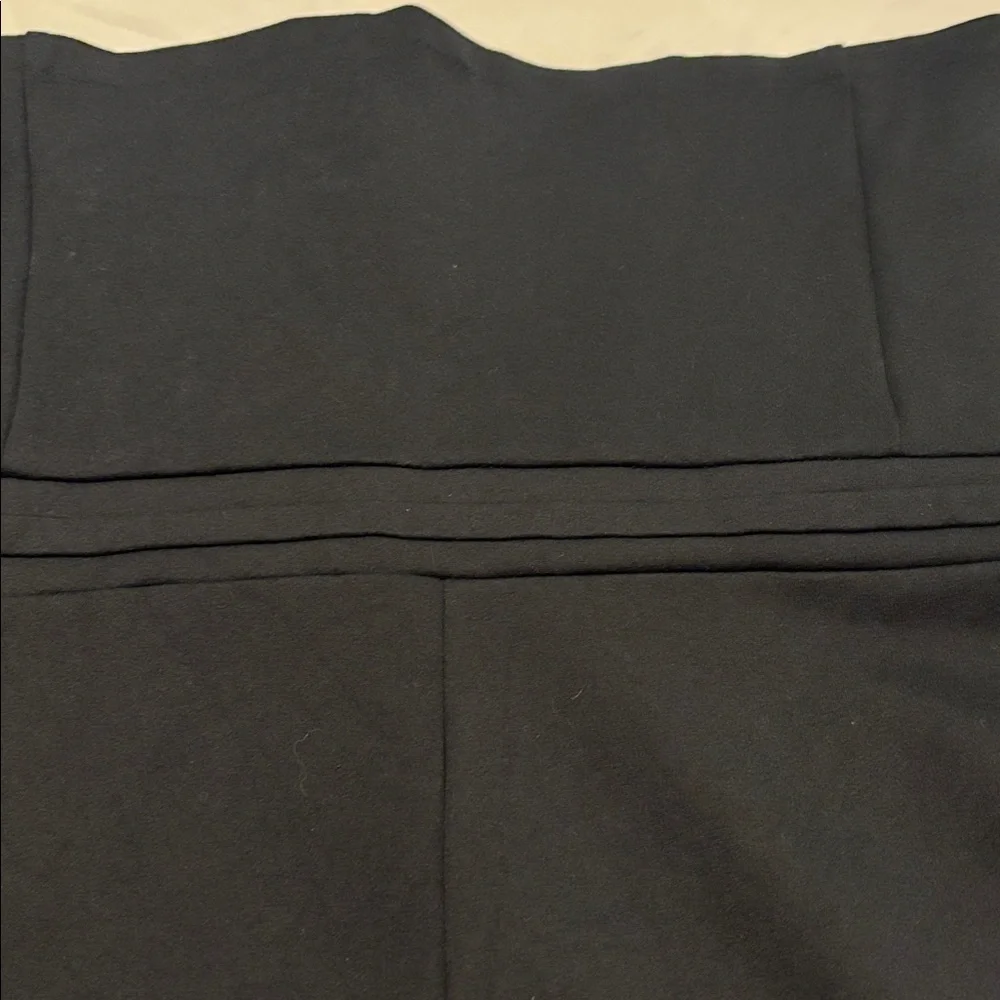 Talbots Black Ponte Peplum Top SZ XL with gold accent 3/4 sleeve dressy career - Picture 13 of 13